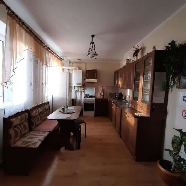 Гостевой дом Квартира в Лельчицах Lyelʼchytsy-3